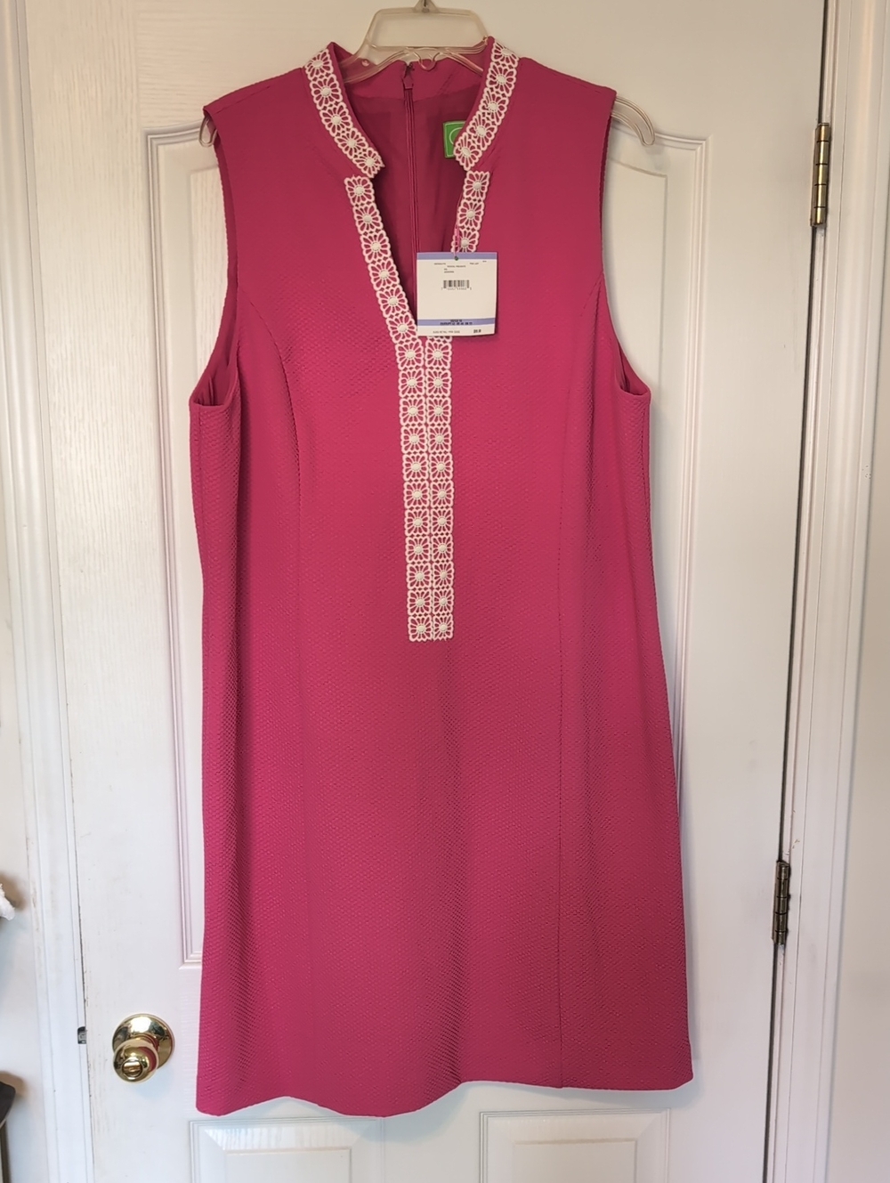 Pappagallo NWT Pink Sleeveless Shift Dress with White Crochet Trim Size 18